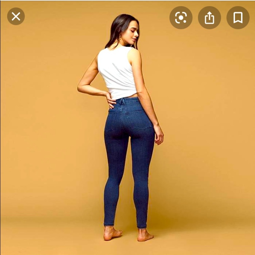 Good American Good Waist Jeans